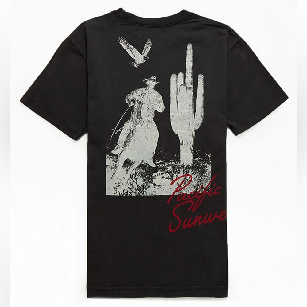 PacSun Pacific Sunwear Free To Roam T-Shirt SIZE medium western cowboy oversized